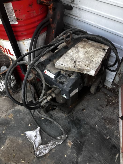 Гидромолот ручной рабочий