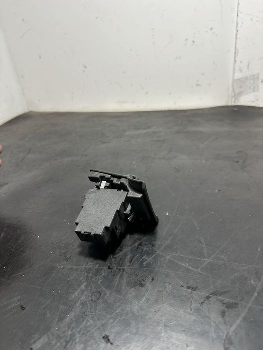 Contact cu cheie BMW Seria 3 E90 E91 E92 E93 | 6964720