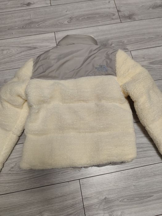 Geaca damă din blana artificiala