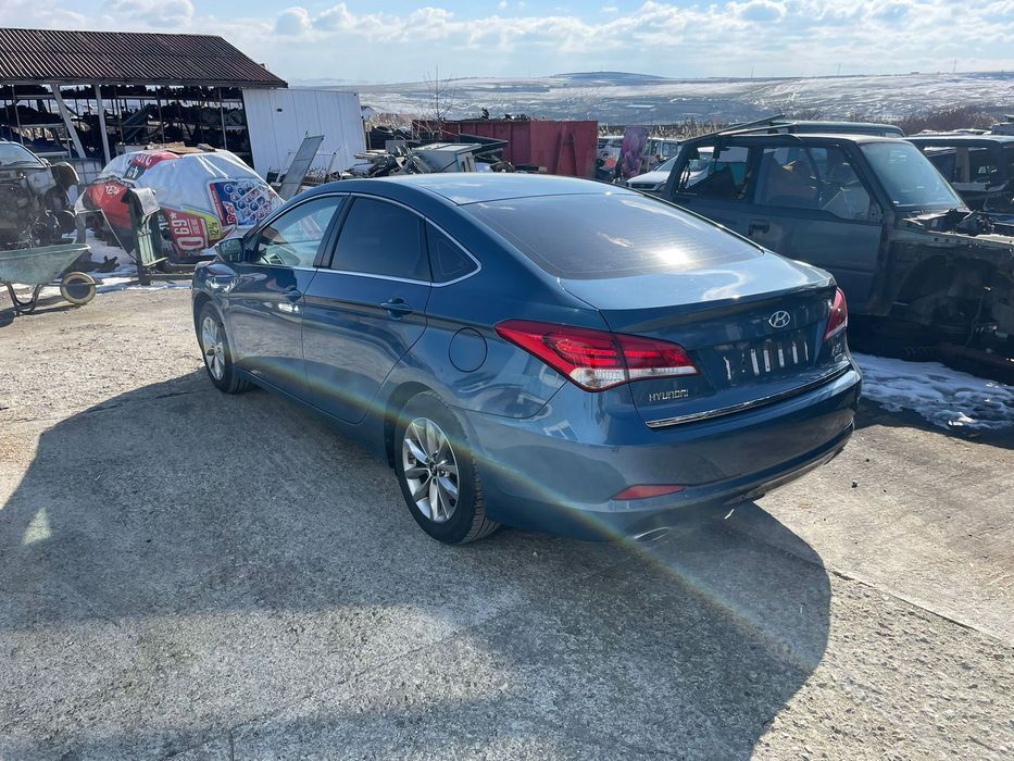 Dezmembrez piese Hyundai i40