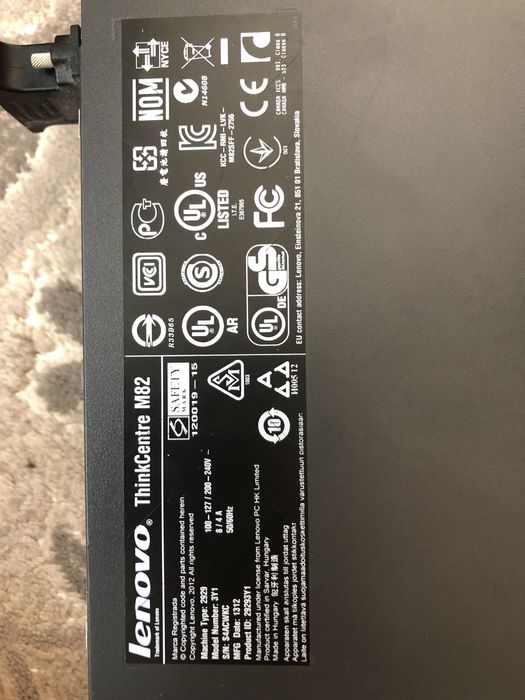 Vând pc lenovo ThinkCentre M82