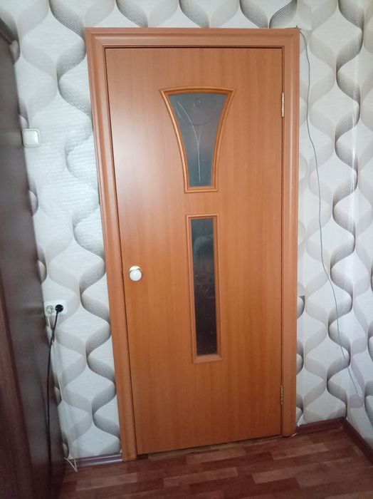 Продам межкомнатные двери