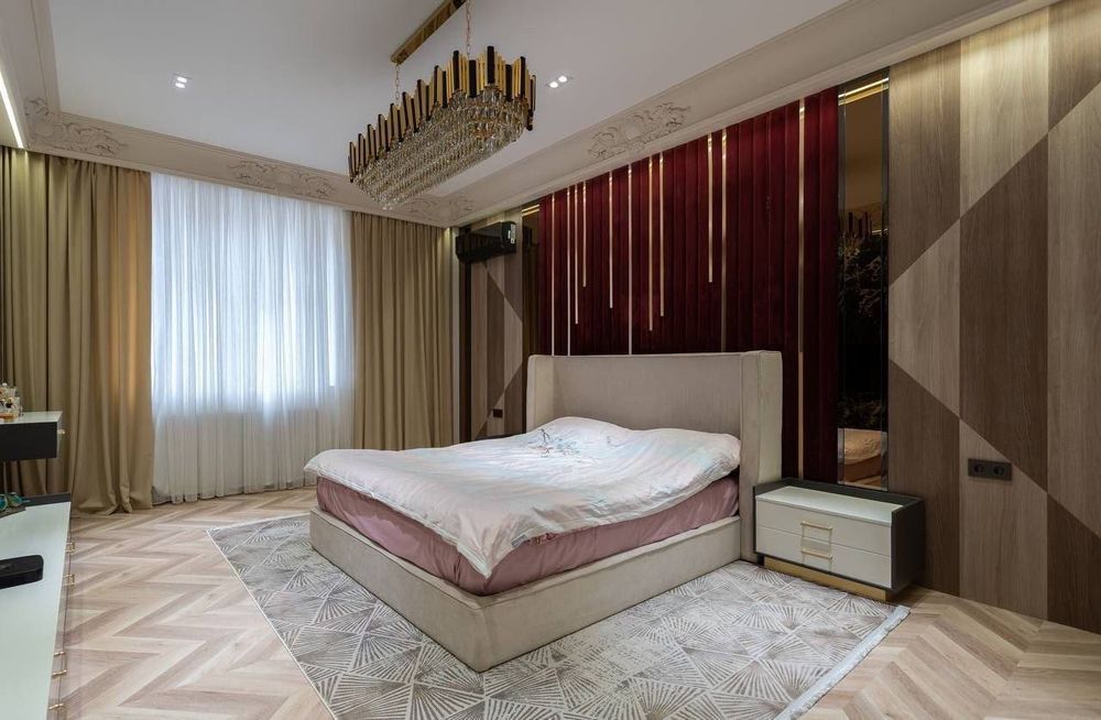 Сдается 3х ком квартира, ЖК Габус, ор-р: улица Чехова, 130м²