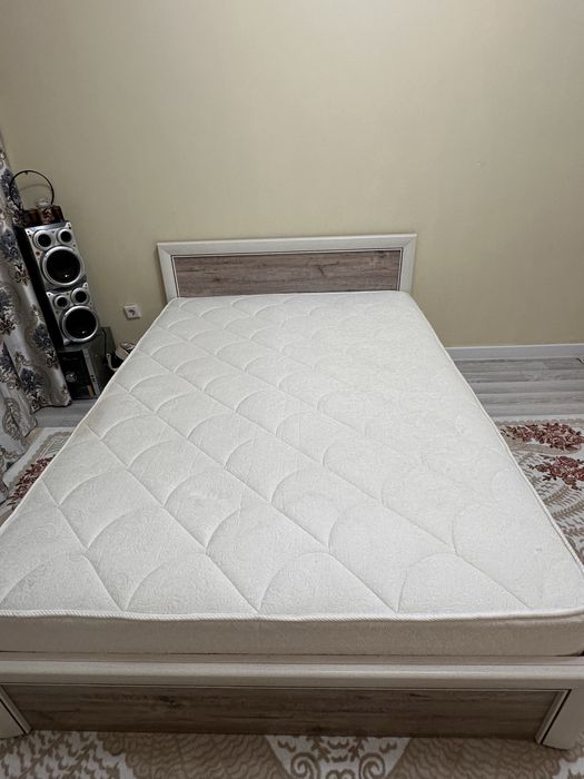 Продам спальный кровать