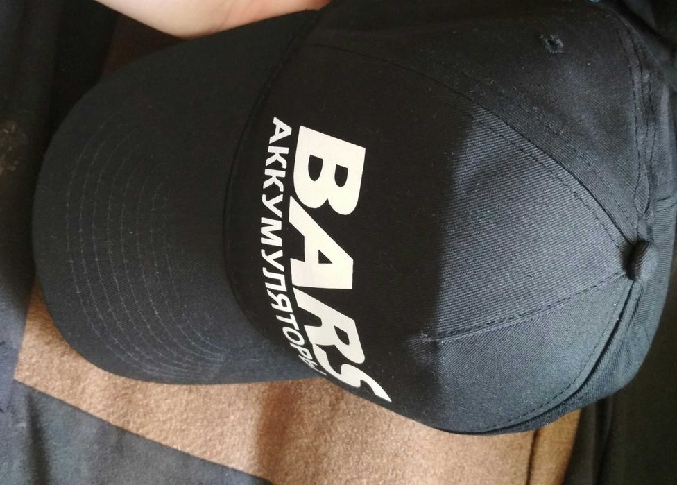 Новые Кепки белые бейсболки дешево