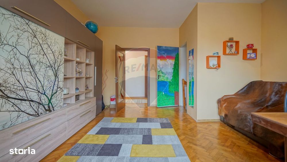 Casa De Inchirat |  Mihai Viteazul |  Panouri Solare | Comision 0 % !