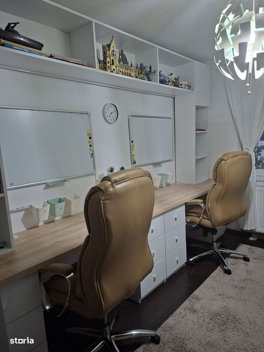 Apartament 3 camere, Rovine
