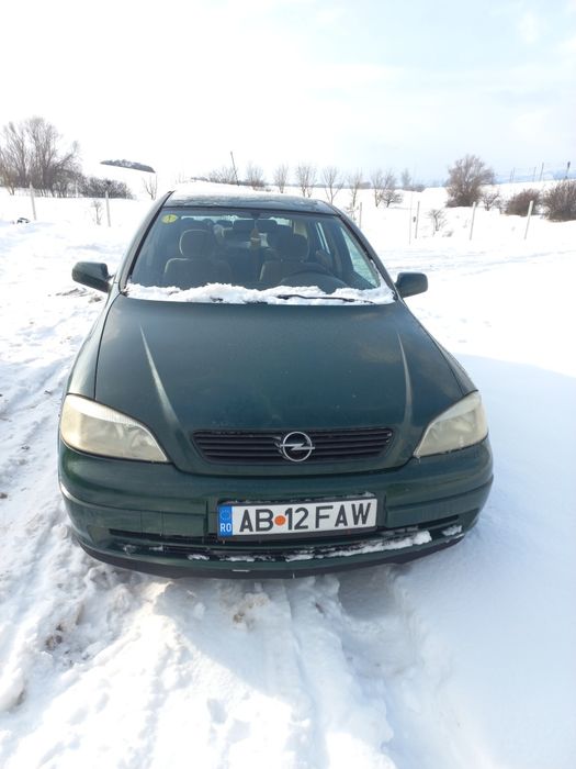 Vand sau schimb opel astra g cc 1.6
