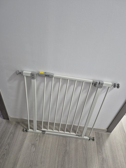 Vand poarta de siguranță