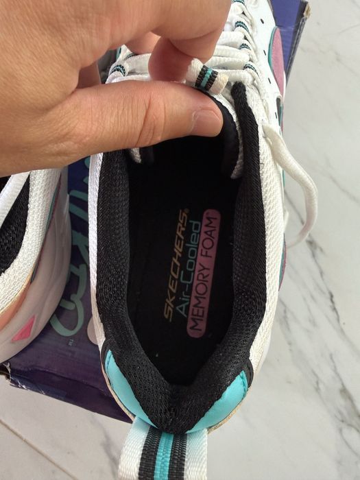 Маратонки Skechers унисекс