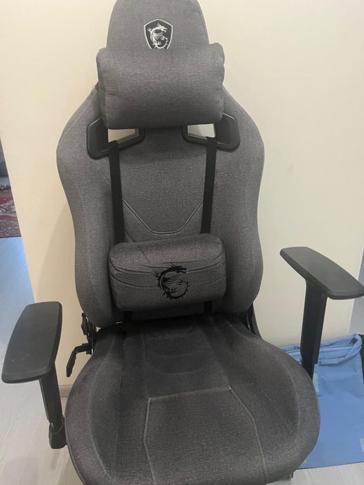 Игровое кресло MSI