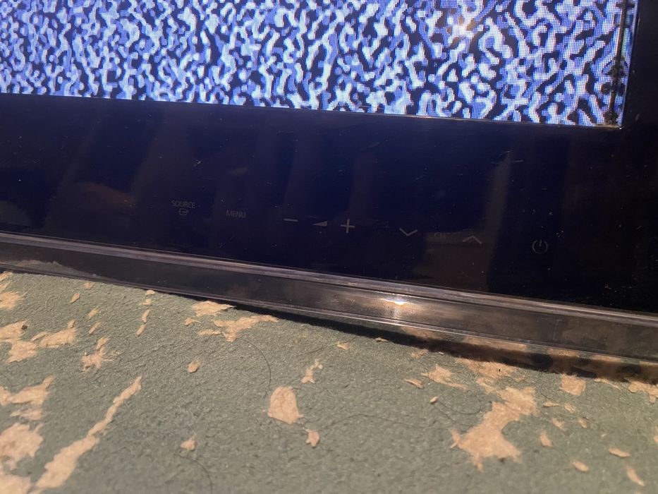 Телевизор samsung продам 15000