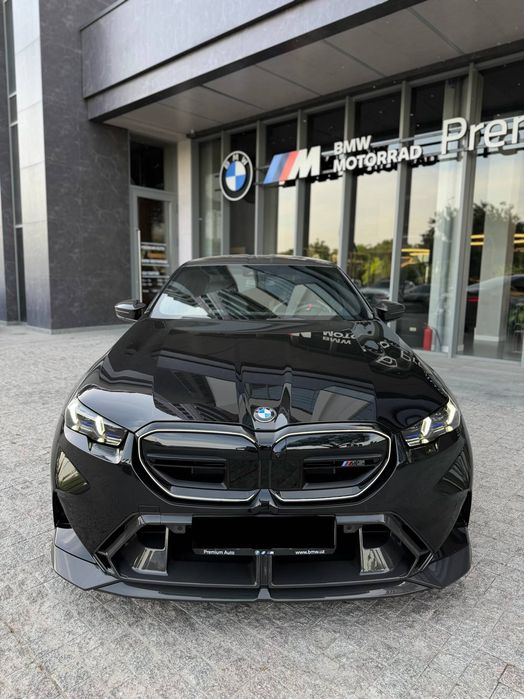 Продам BMW M5 G90