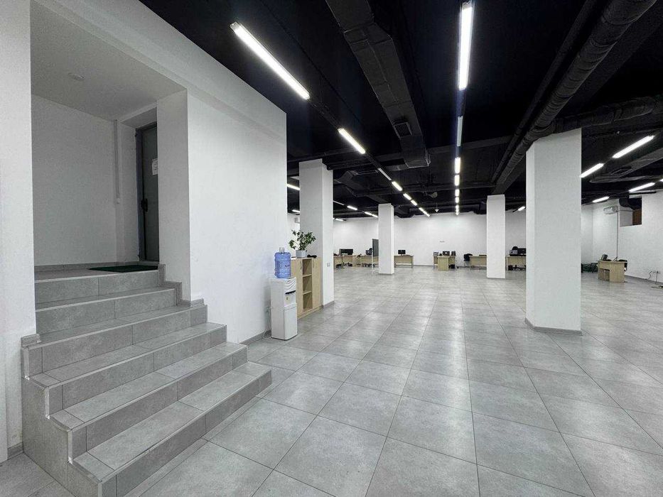 Цоколь 447 м.2 под офис, чат садик, школа, учебный центр, спорт зал