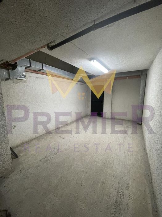 Дава се под наем Гараж / Паркомясто в Варна, Левски - 16 кв.м за 153 € - Снимка #2