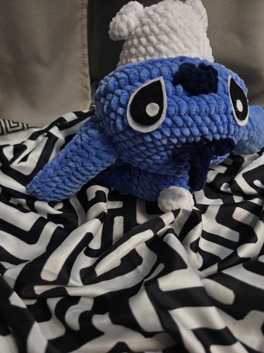 Вязаный мишка-стич