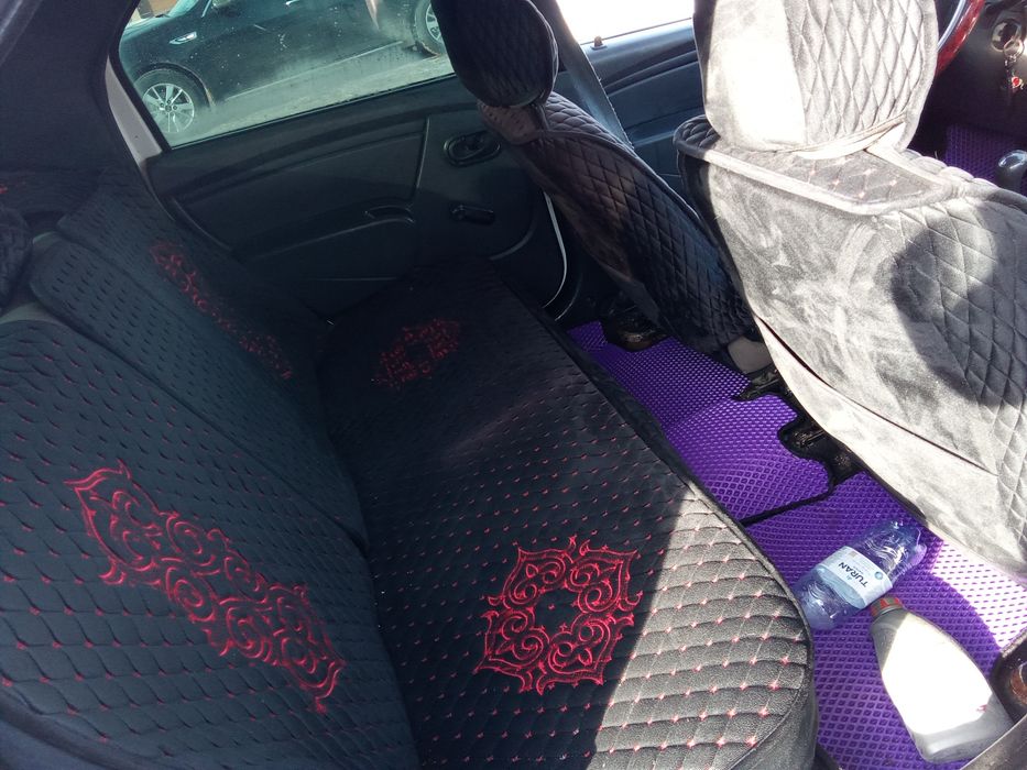 Продам машину Логан 2011г.