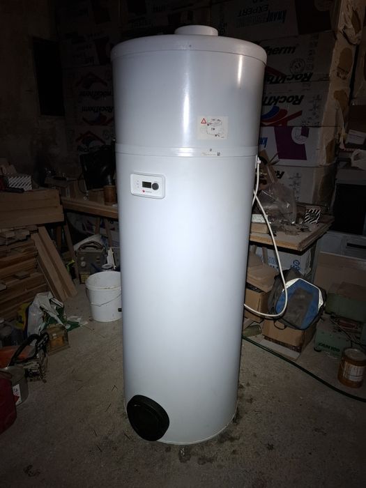 Boiler cu pompa de caldura Saunier Duval  (tip Vaillant) 265L