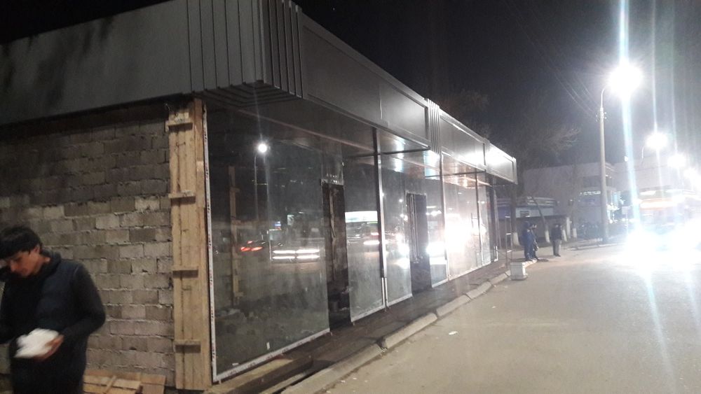 Установка и ремонт стеклянных дверей. Замер, установка  бесплатно.