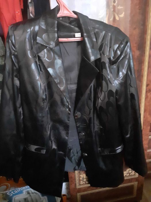 Пиджак,коричневого цвета,разм 50