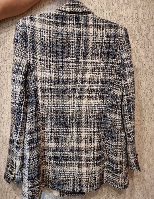 ZARA  твидовый пиджак женский