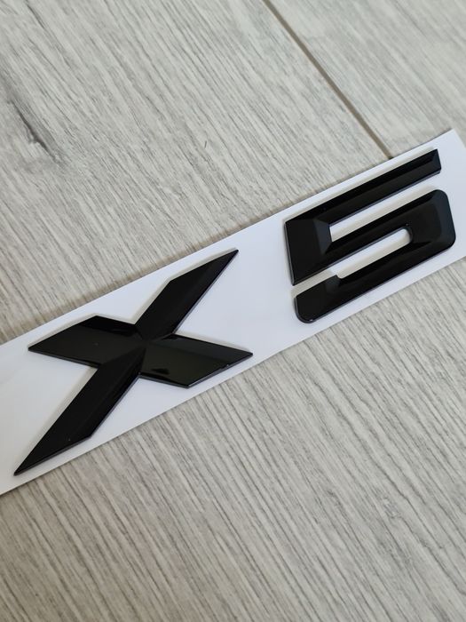 Emblema-Sigla-Logo-Scris-Litere-Cifre-Spate-Bmw-X5-X6-F15-F16-G05-G06