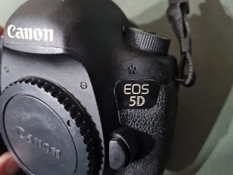 Canon EOS 5D Mark III + Cadou