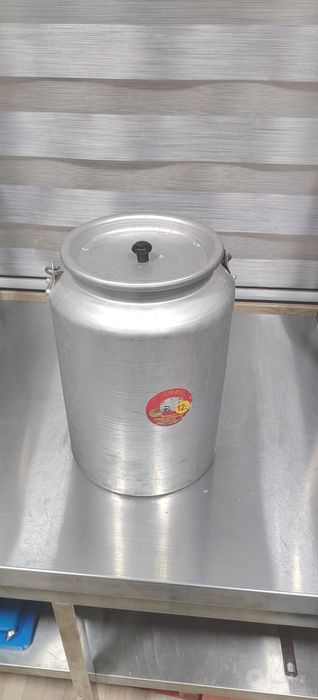 Kokteyl aparat Varonij sotiladi.