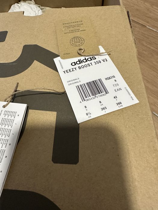 Yeezy Bone  marimea 42