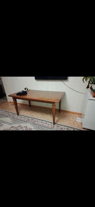 Продам стол раздвижной