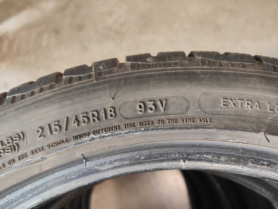 4бр.зимни гуми 215/45/18 Michelin