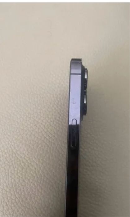 Продаю айфон 16 без торга