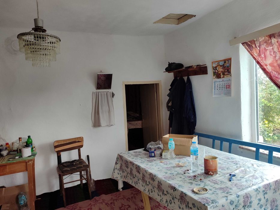 Къща с голям двор в Житен