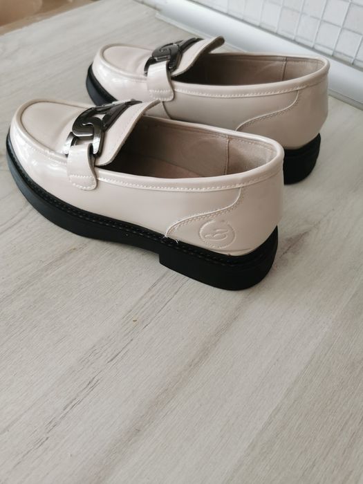 Pantofi Damă piele naturala lăcuita