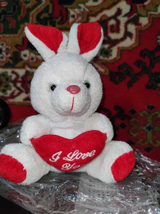 Продается  мягкая игрушка  "Заяц"