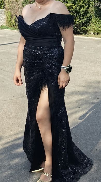 Vând rochie elegantă