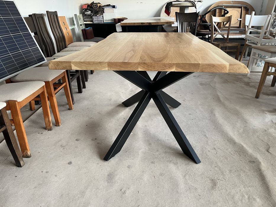 Масивна дъбова маса с метални крака 160/90