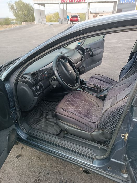 Продам опель омега Б