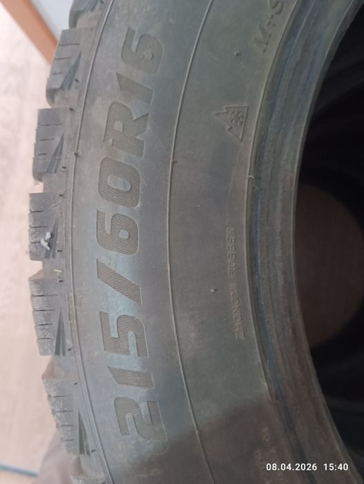 Шины 215/60/16 в отличном состоянии