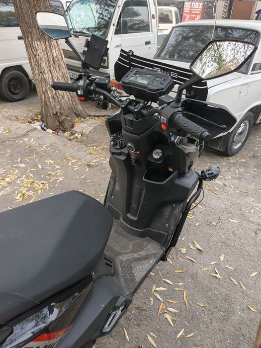 Skutir tank sotiladi 150 kupli