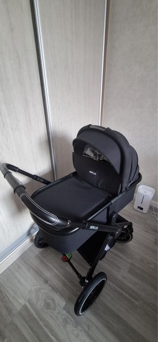 Продам коляску в отличном состояни