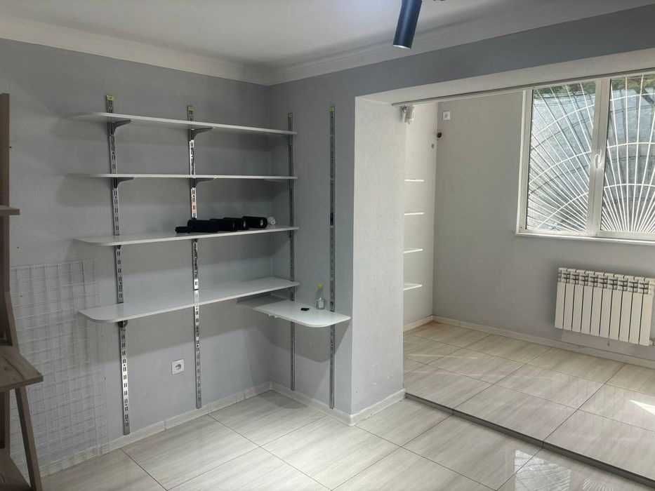 Сдам 90 м² в Аренду. 1-Линия. Чимган. Автосалон. Мирзо Улугбекский!