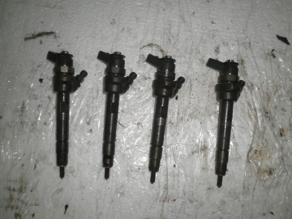 Injectoare BMW Seria 3 F30 F31, X1, 2.0 d 0445110601 7798446