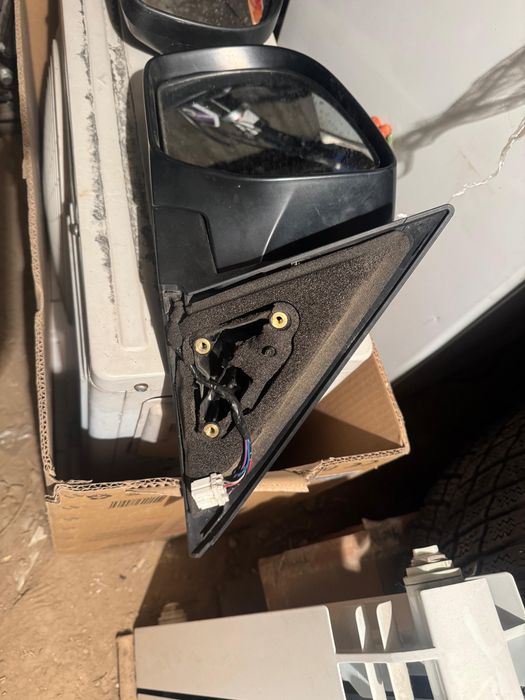 Зеркала на Subaru Impreza 2008 года