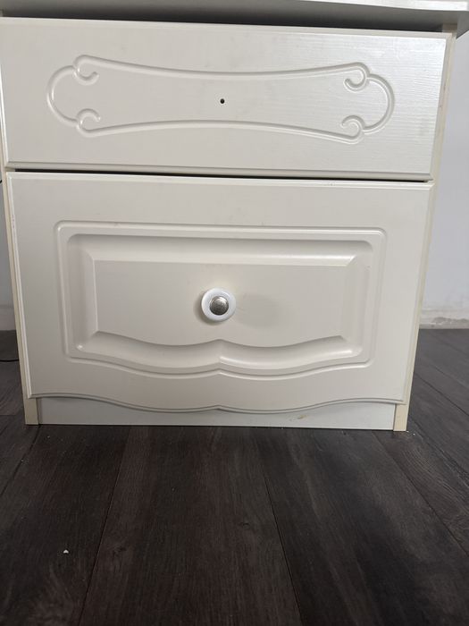 Спальный, кухонный, есик, люстралар