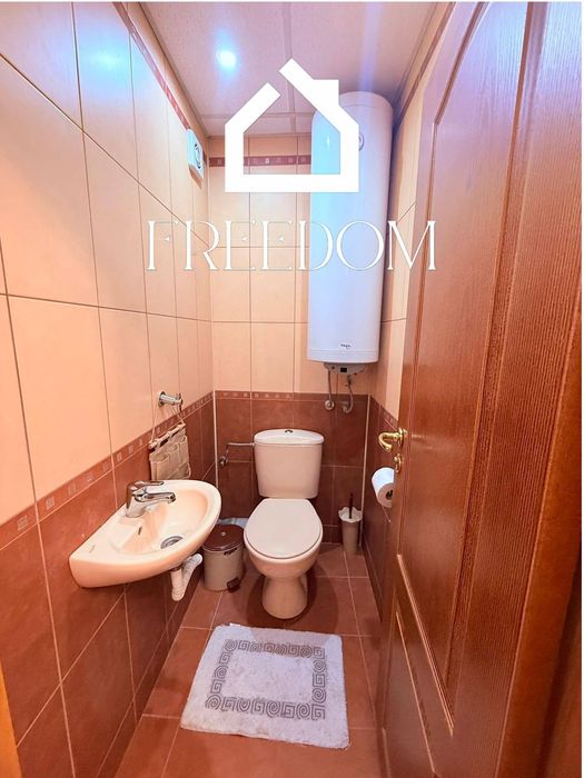 Дава се под наем Тристаен апартамент в Варна, Колхозен пазар - 94 кв.м за 800 € - Снимка #4