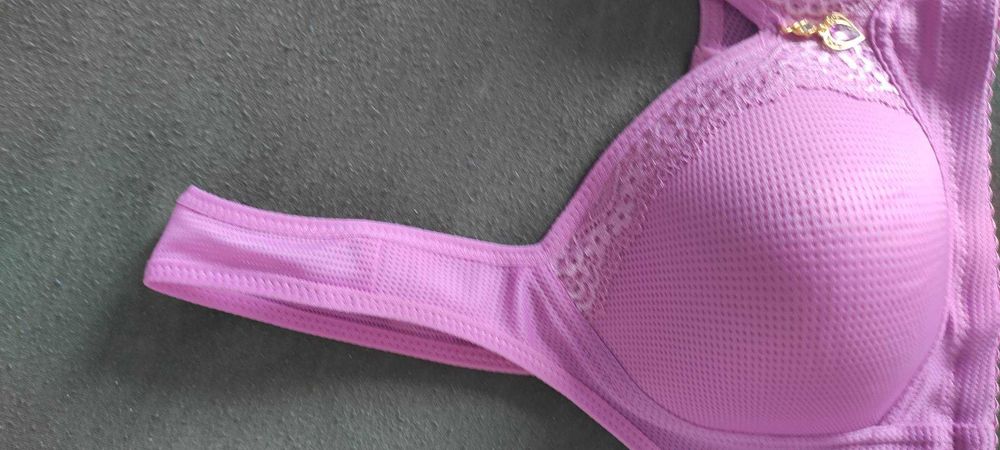 Сутиени, имитация на Триумф