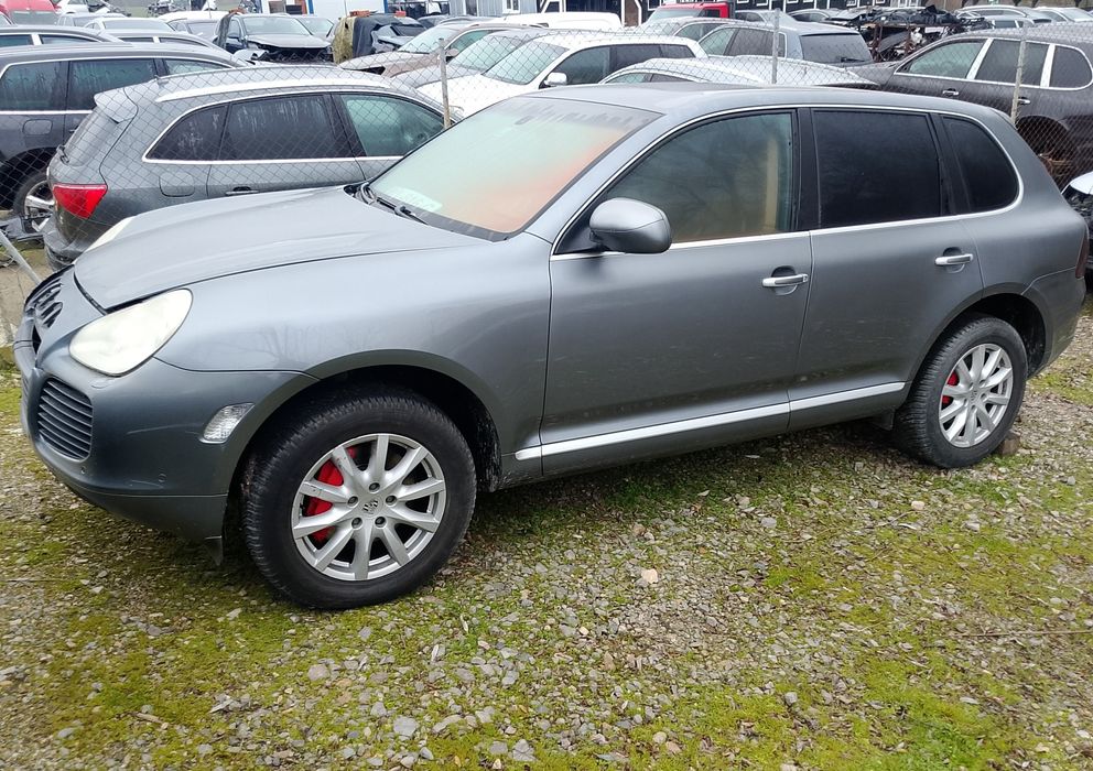 Porsche Cayenne 4.5 V8 Turbo,450 к.с. , автоматик ,10 броя на части