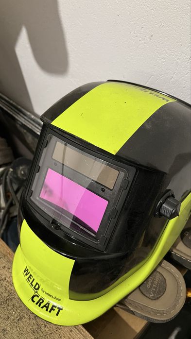 Инверторен телоподаващ заваръчен апарат с възможност за СО