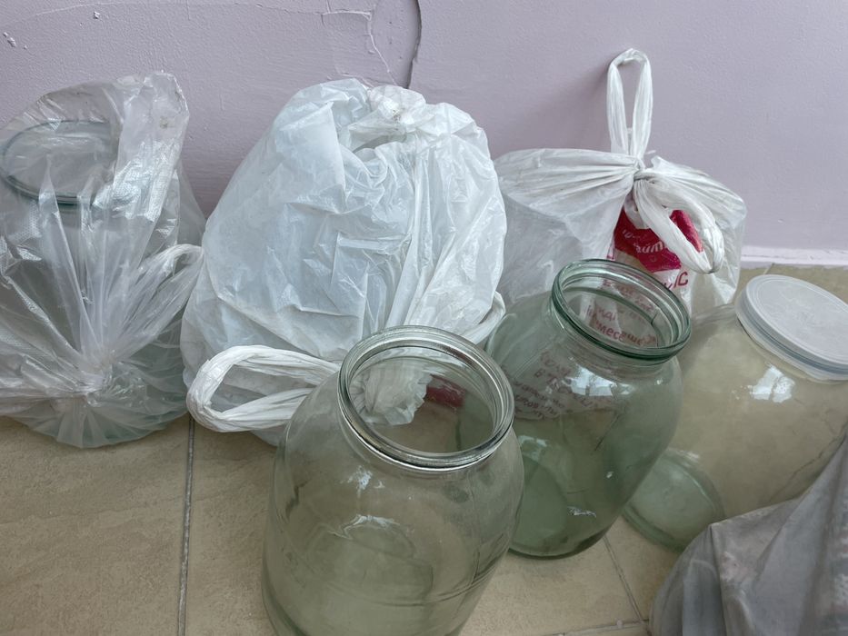 СРочно банки стеклянные